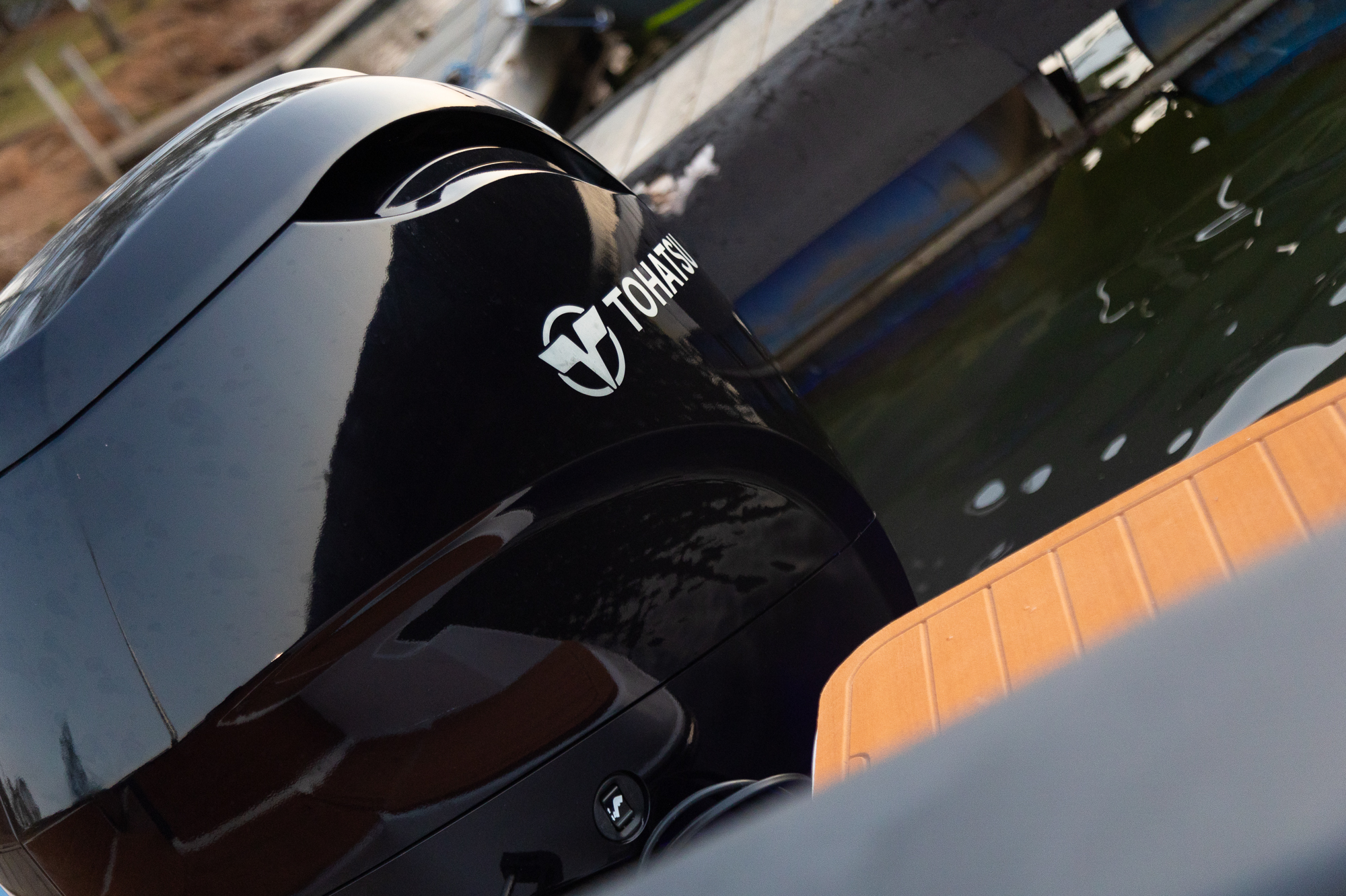 VÍDEO: teste com motor Tohatsu